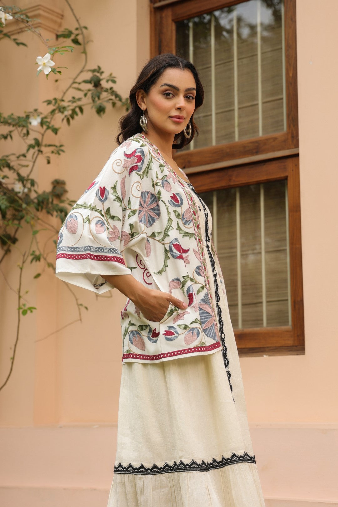 Women White Rayon Printed Embroidered Shrug