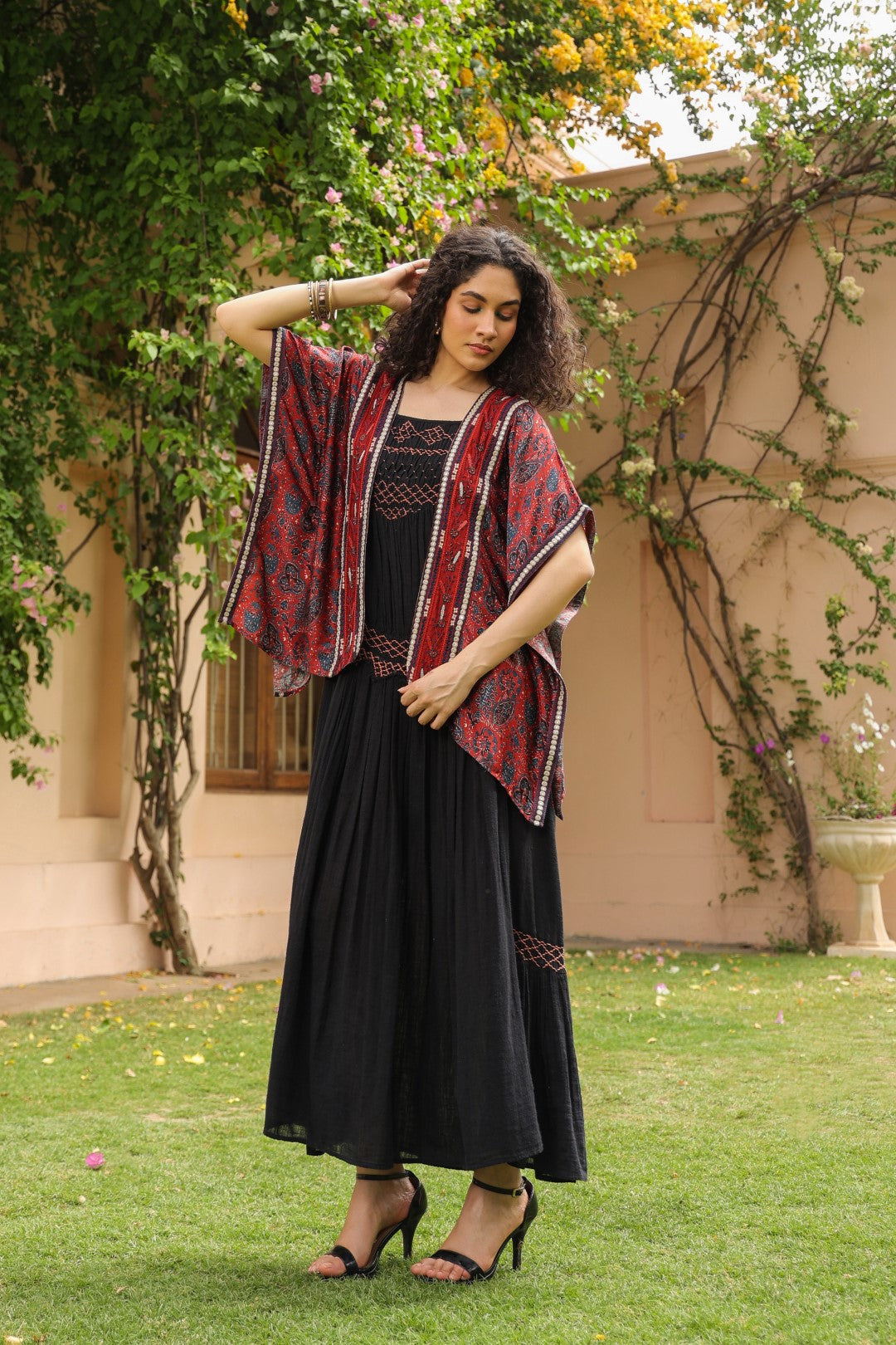 Women Viscose Printed Embroidery Beads Work Shrug