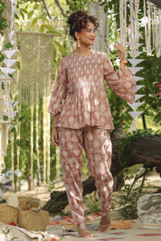 Women Cotton Floral Printed & Smocking Co-Ord Set